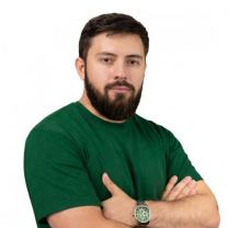 Уджуху Эльдар Вячеславович