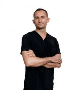 Таиров Василий Владиславович стоматолог
