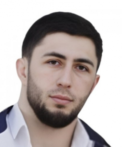 Кадиров Эльдар Гарунович стоматолог