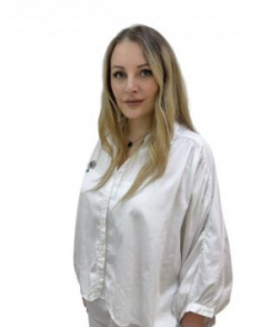 Иванищева Елена Александровна окулист (офтальмолог)